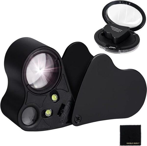 Magnifier with LED light and 2 lens